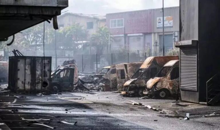 Avustralya ve Yeni Zelanda, Yeni Kaledonya’daki vatandaşlarını tahliye edecek – Son Dakika Dünya Haberleri