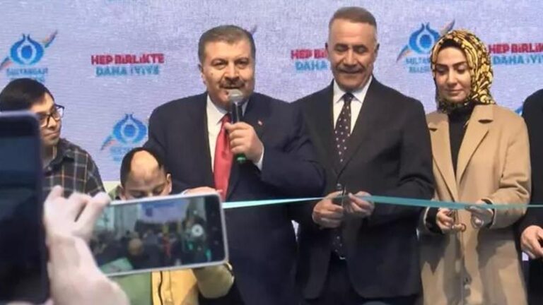 Bakanı Koca detayları açıkladı! Yan dal uzmanlığı mecburi hizmetle ilgili düzenleme