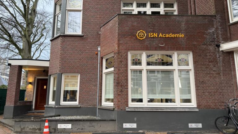 Hollanda'da İslami ve sosyal araştırmalar yapacak HDV Akademisi açıldı