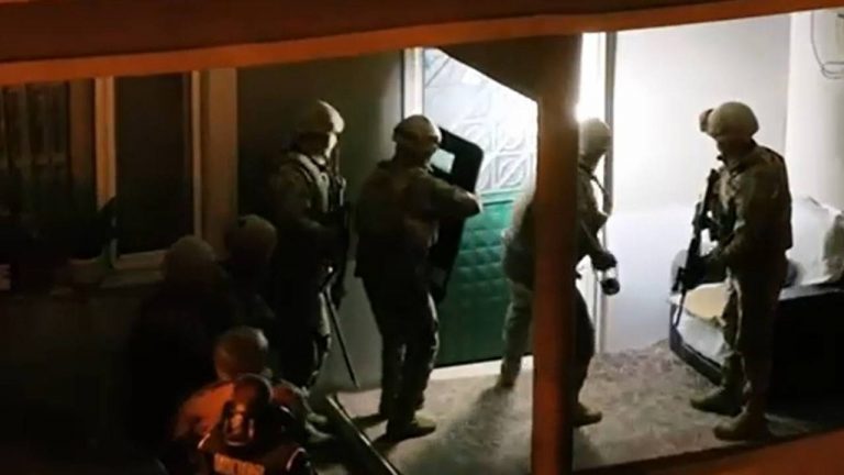 Yeni eyleme hazırlık öncesi “Gündoğmuşlar” çetesine operasyon – Son Dakika Türkiye Haberleri